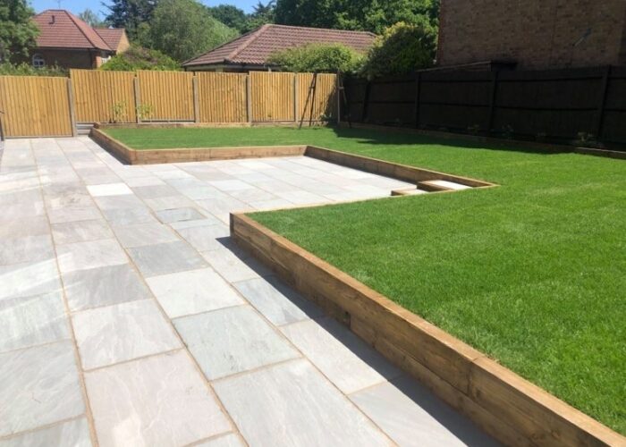 Grey Sandstone _ Fresh Turf